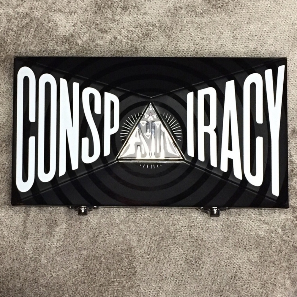 Jeffree Star Conspiracy Palette